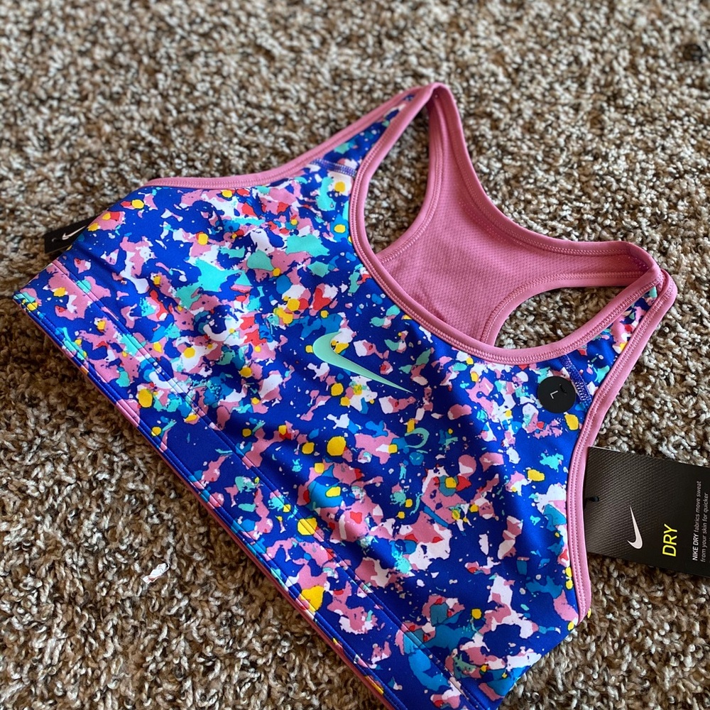 NWT, Nike Youth Girls Large Reversible Sports Bras
